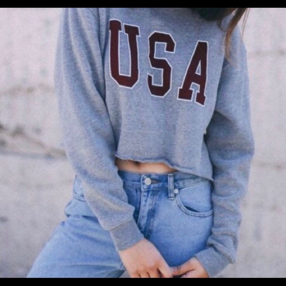 Brandy Melville USA sweater
